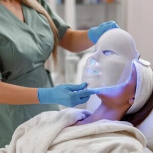 fototerapia facial led Doctora Claudia Zabala