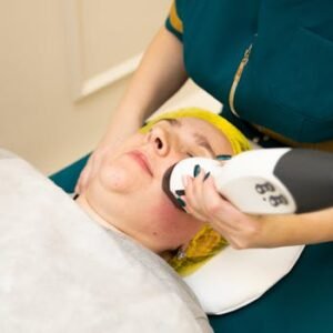 doctora claudia zabala medicina estética botox,hifu 12d acido hialuronico,lips,rinolips,HIFU,bajar de peso, peeling, skin toxina botulínica mesoterapia ojeras labios menton reborde mandibular